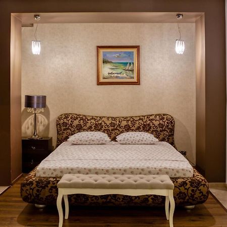 Kubiq Residence Giarmata Bagian luar foto
